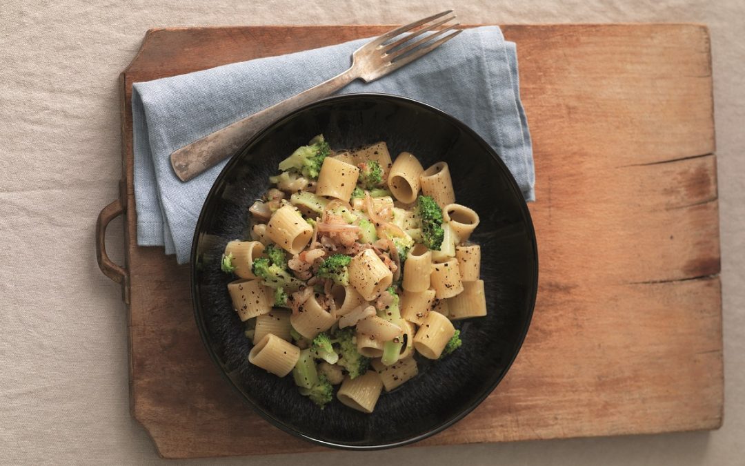Pasta e broccoli profumata